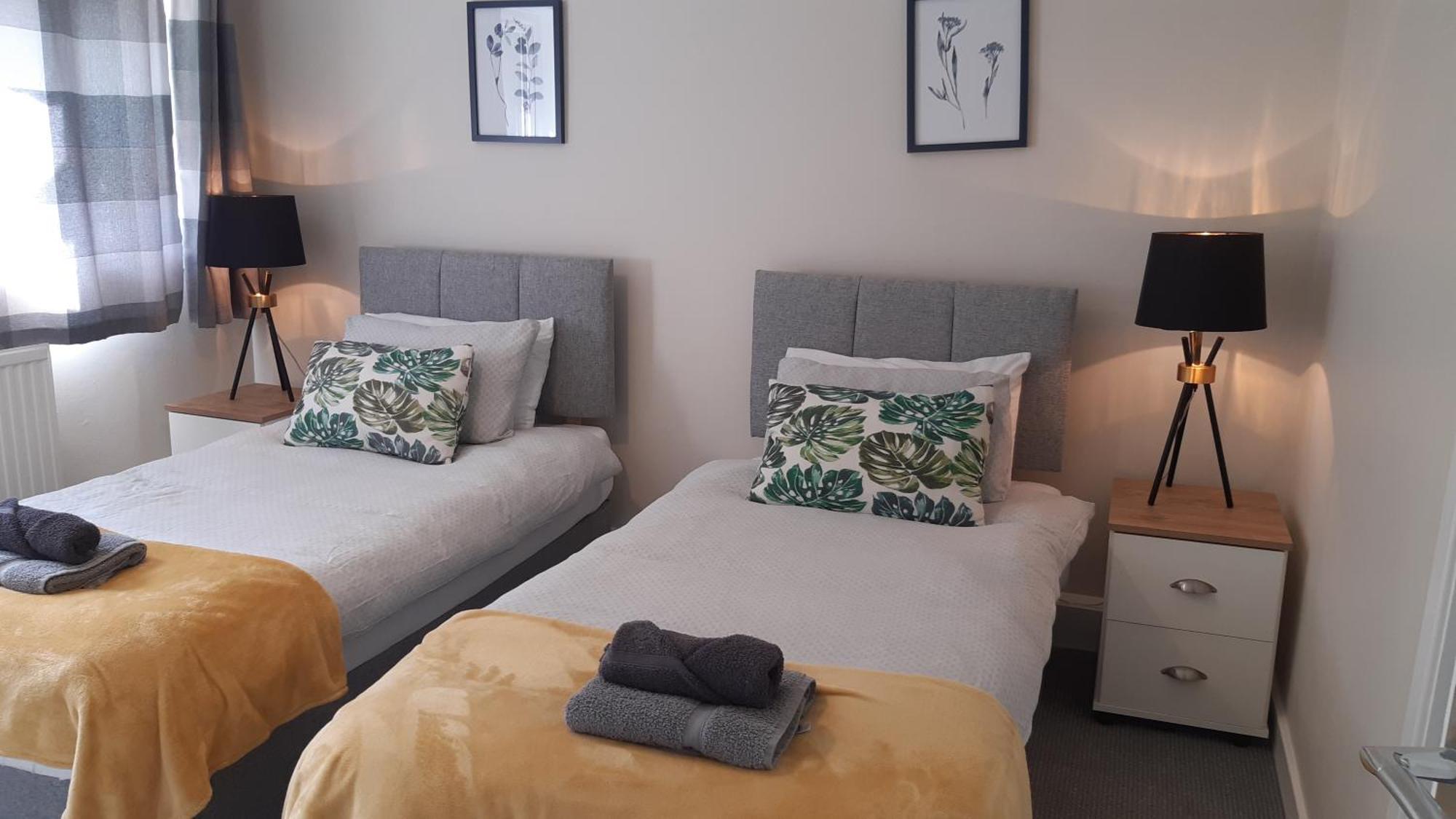 Carvetii - Clark House - Spacious Ground Floor Flat Rosyth Bagian luar foto